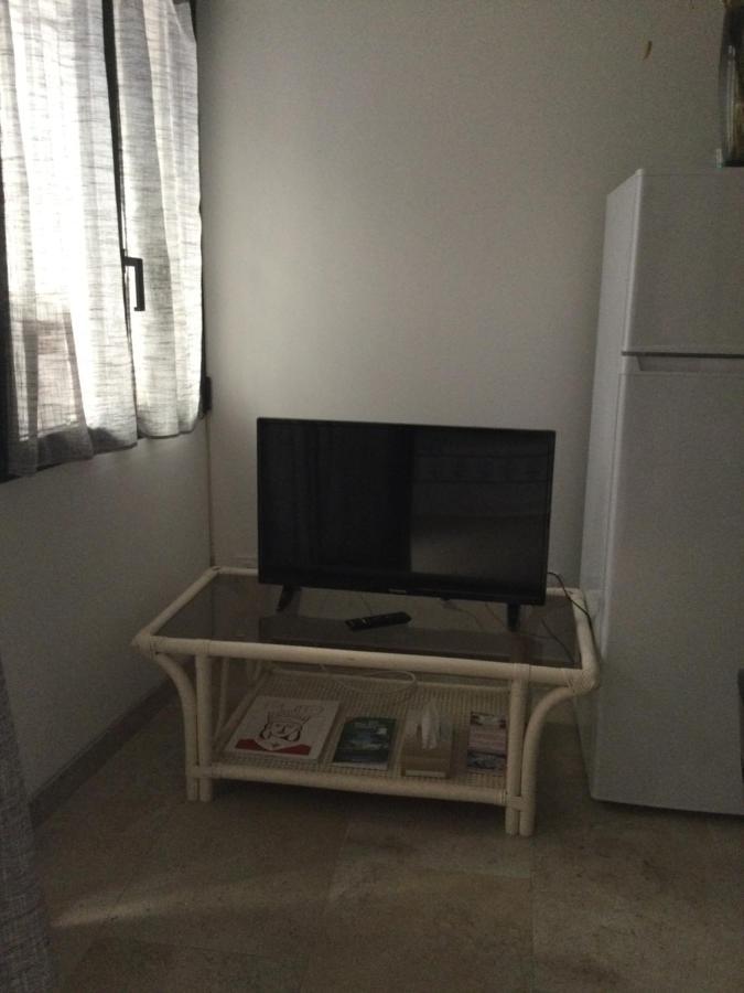 Logement Neuf Centre Du Village Aux Pieds Du Chateau Grimaud Dış mekan fotoğraf
